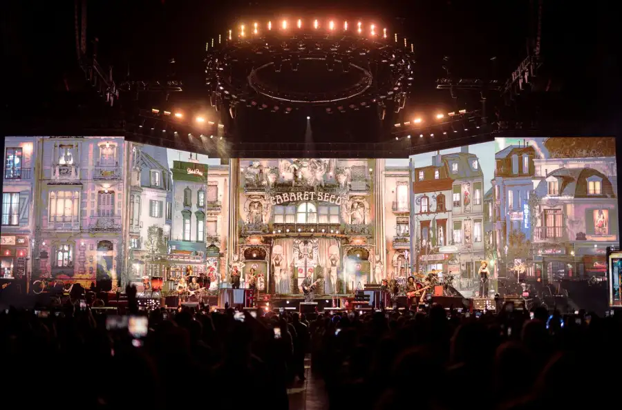 El paso de Ricardo Arjona por el Movistar Arena con su gira "Lo que el Seco no dijo" marcó un hito histórico de 14 funciones consecutivas. Analizamos los desafíos técnicos de video y la infraestructura de pantallas LED que hicieron posible esta producción internacional.